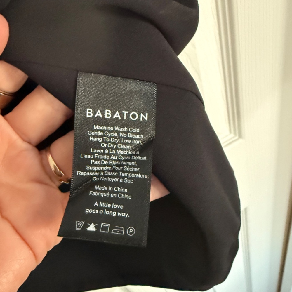 Babaton Black Sleeveless Blouse - Picture 4 of 8